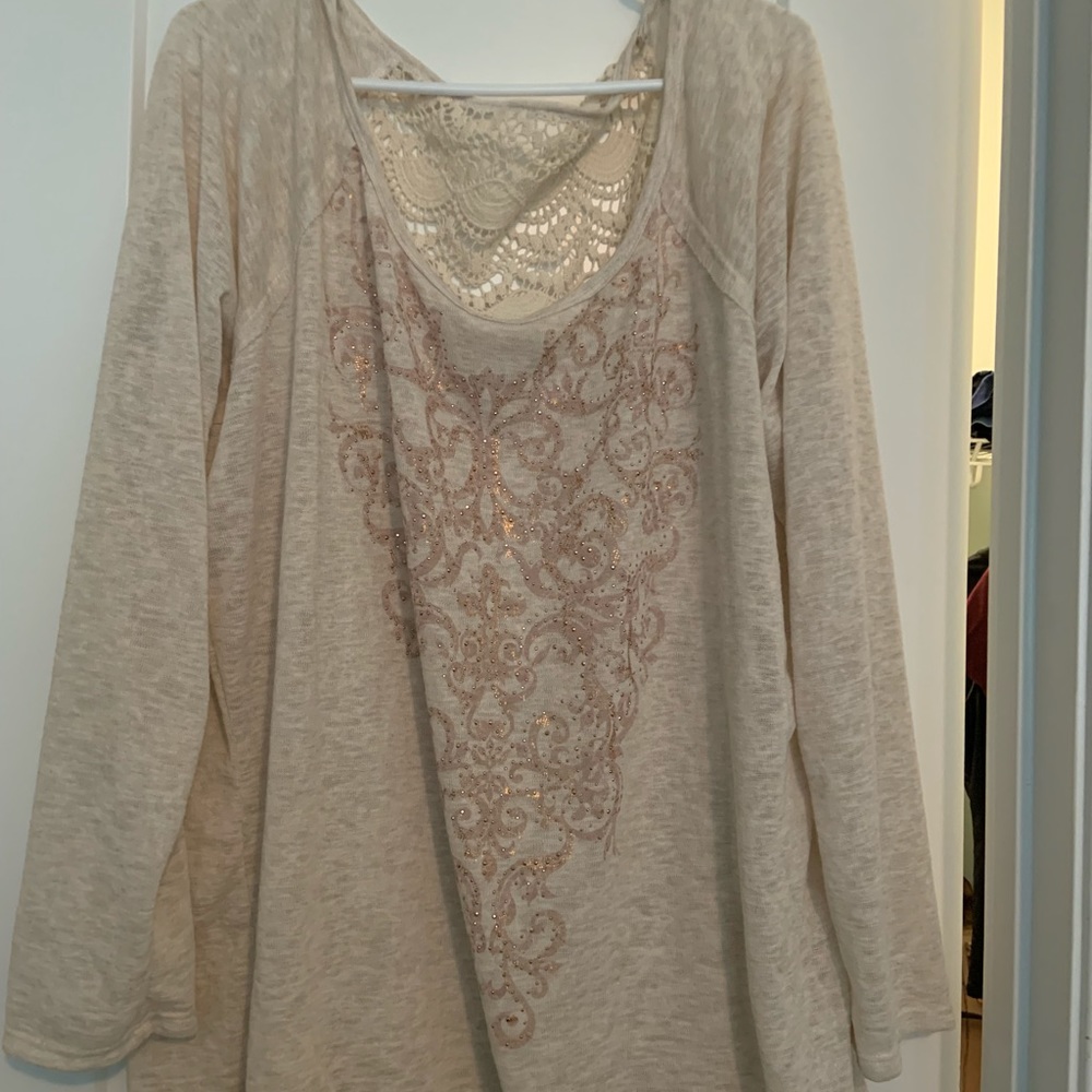 Maurices top